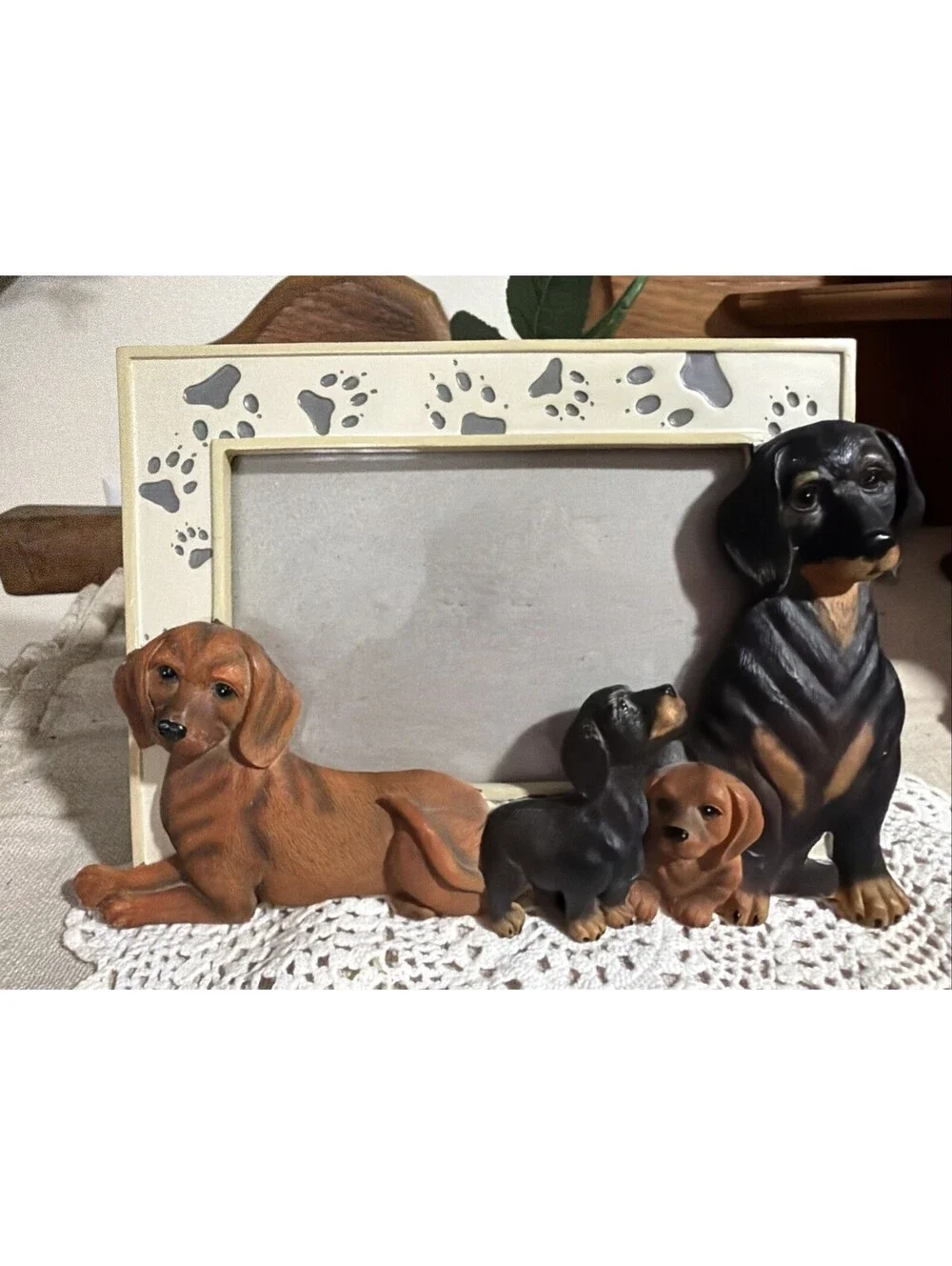 VTG Dachshunds Weiner Dog Puppy Picture Frame Fits 4x6” photo Table Top Desk